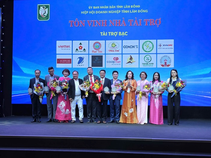 CEO Quốc Hương